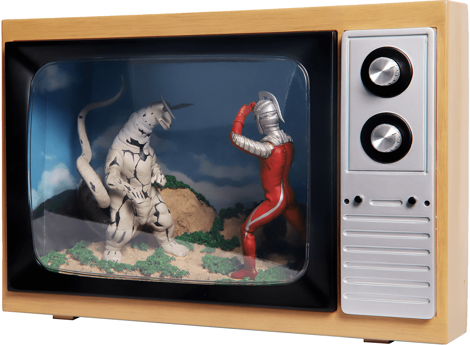 1:12 Ultraman Diorama TV Box: Ultra Seven VS Eleking