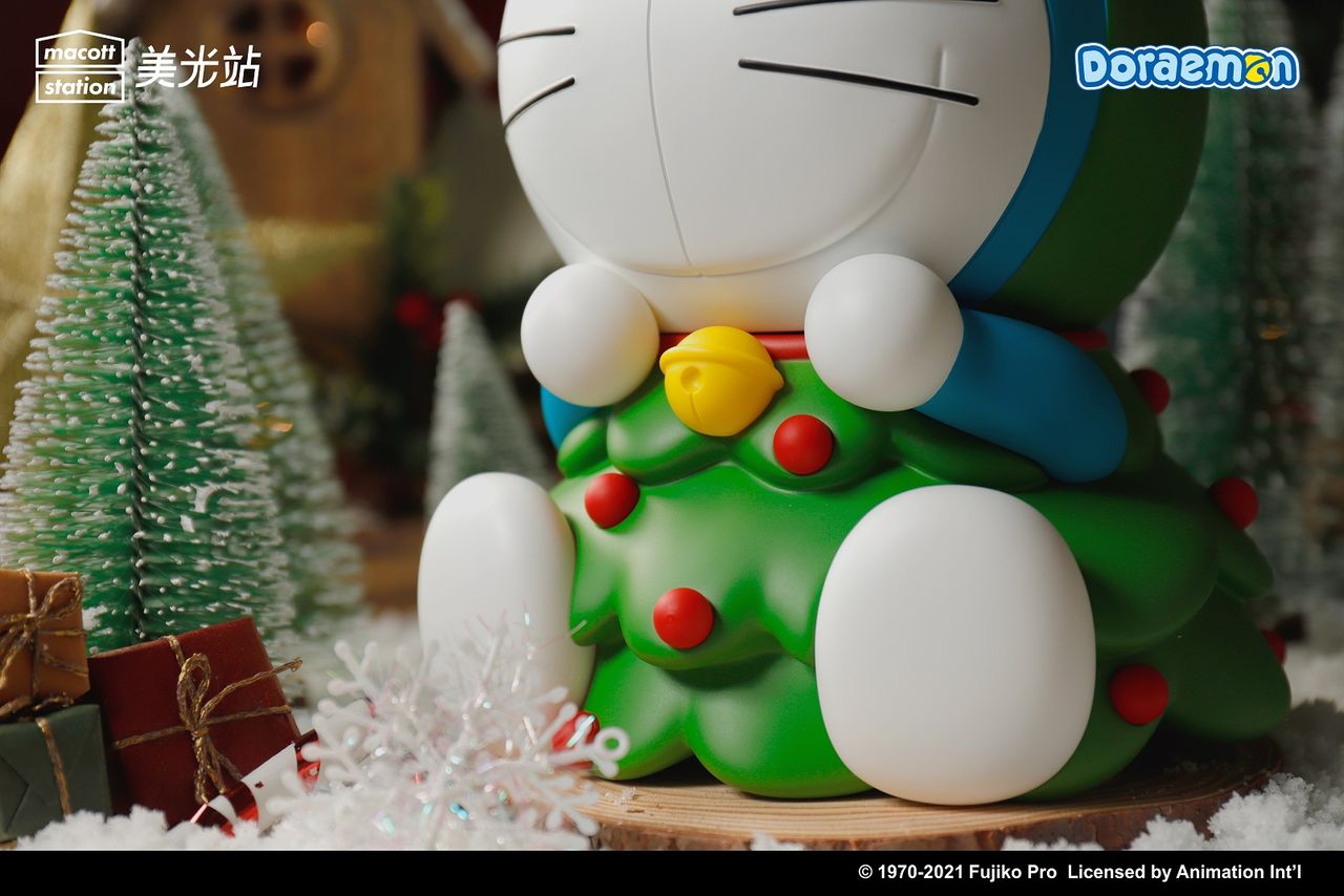 哆啦A夢-聖誕樹