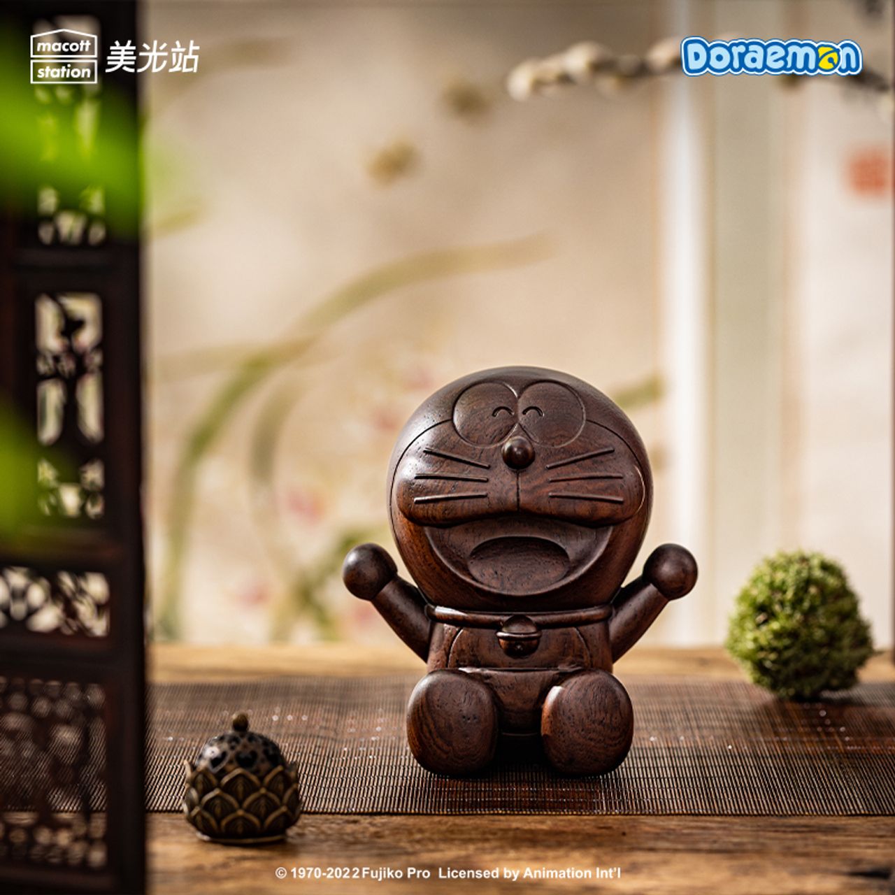 Doraemon Ebony